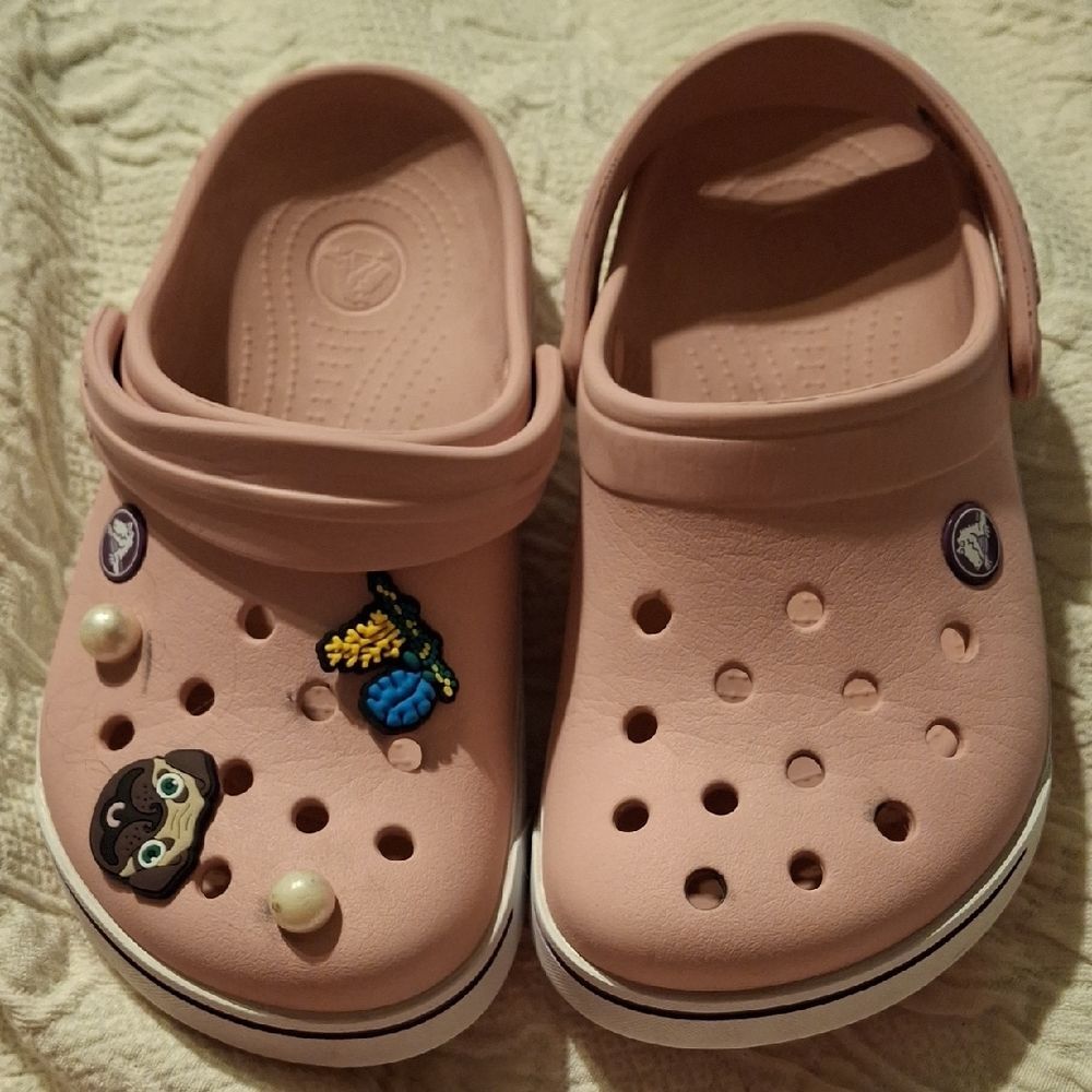 CROCS Kids Light Pink Clogs with Charms